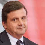 Caso Alitalia, Ministro Calenda attacca i vertici