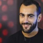 Marco Mengoni news clamorosa, il cantante lascia l’Italia