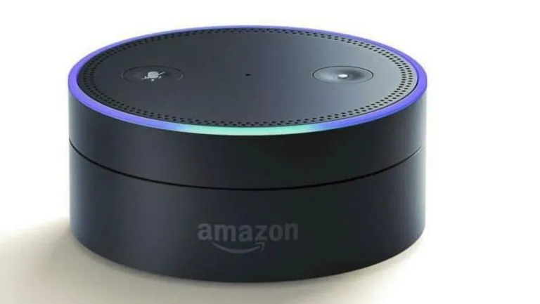 Alexa registra una conversazione per sbaglio e la invia ad un contatto: le scuse di Amazon