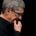 Tim Cook fa mea culpa: le persone passano troppo tempo su iPhone