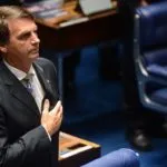 Scontri in Brasile: sostenitori di Bolsonaro contro agenti di polizia